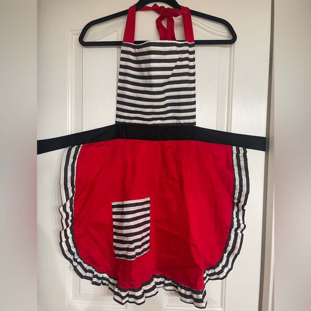 Hemet Store Black & White Striped Apron
